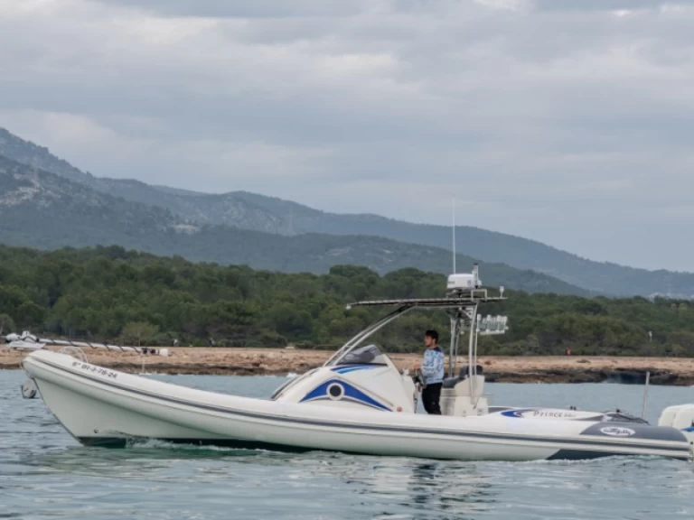 Charter a Nuova Jolly Prince 35 in Alcocéber on Samboat