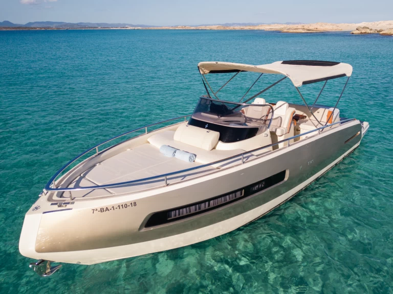 Hire a Invictus  GT280 Marina Botafoch
