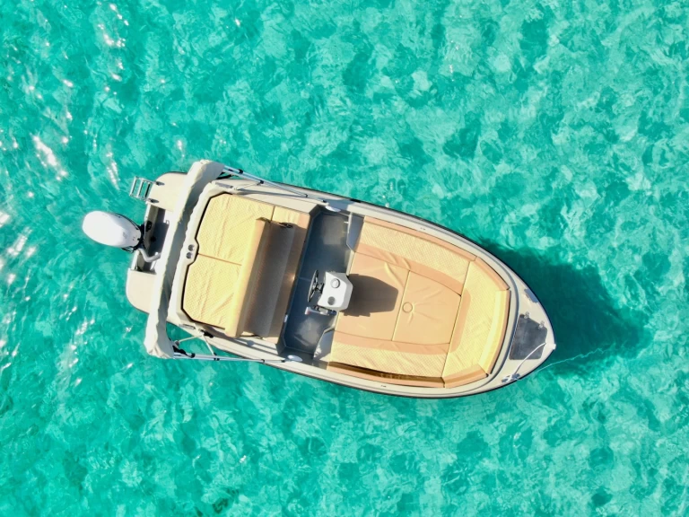 Hire a Remus 515 Sant Antoni de Portmany
