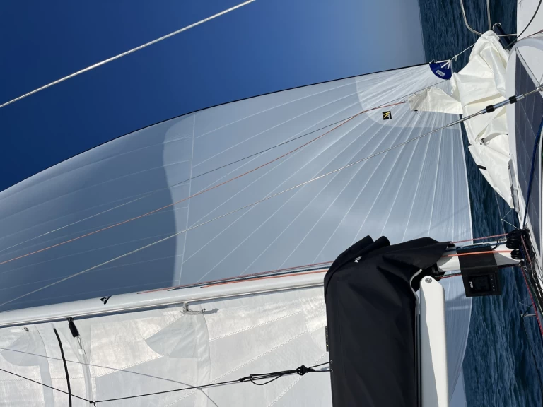 Hire a IDBmarine Mojito 650 La Trinité-sur-Mer