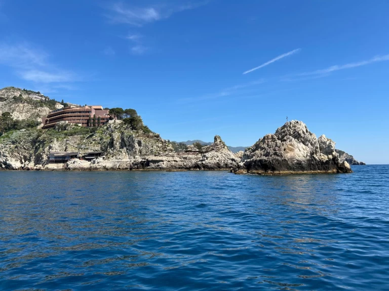 Hire Motorboat with or without skipper Aquabat Giardini-Naxos