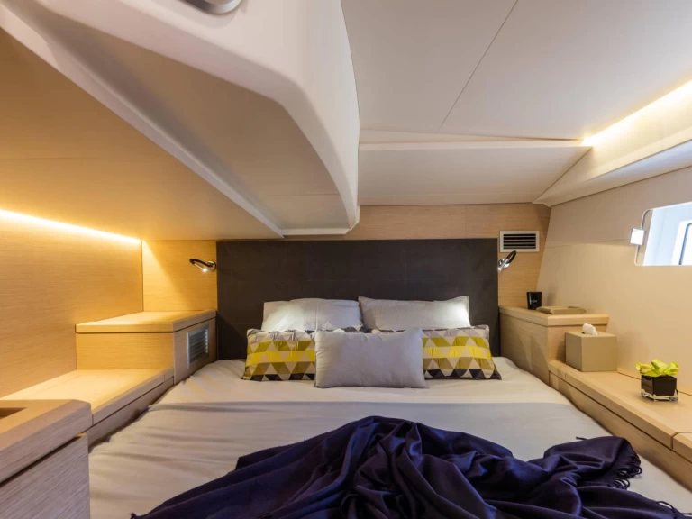 Yacht charter Fezzano - Jeanneau yachts 51 on SamBoat
