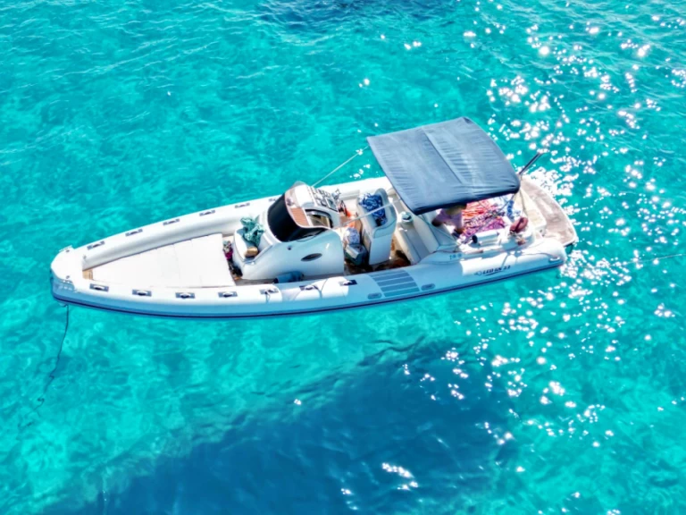 RIB hire in Porto Rotondo - led 33 GS