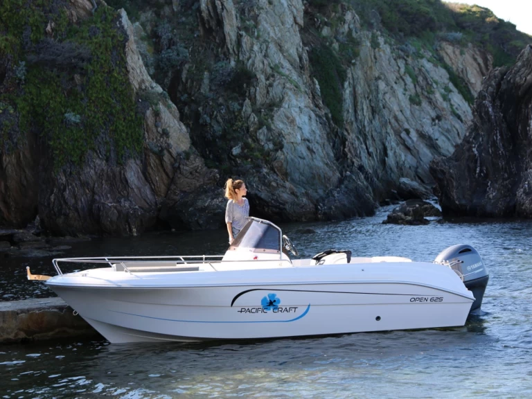 Motorboat hire in Ciutadella de Menorca - Pacific Craft Pacific Craft 625 Open