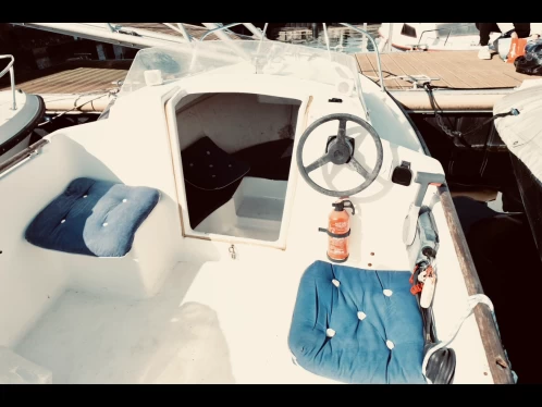Yacht hire Évian-les-Bains cheap California 440