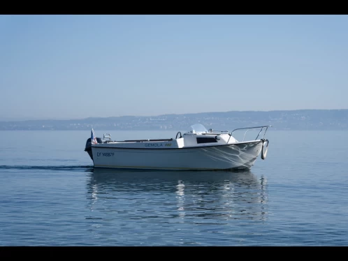 Motorboat hire in Évian-les-Bains - Bénéteau California 440