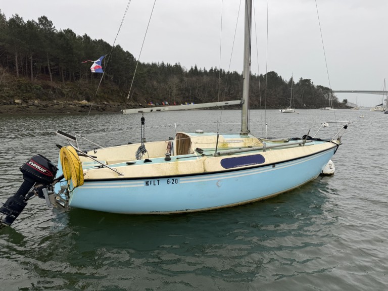 Hire a Kelt Kelt 620 La Forêt-Fouesnant