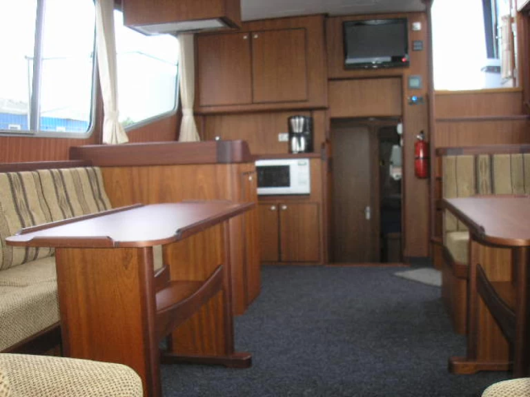 Hire a hibo yachts hibo 1300 Woudsend