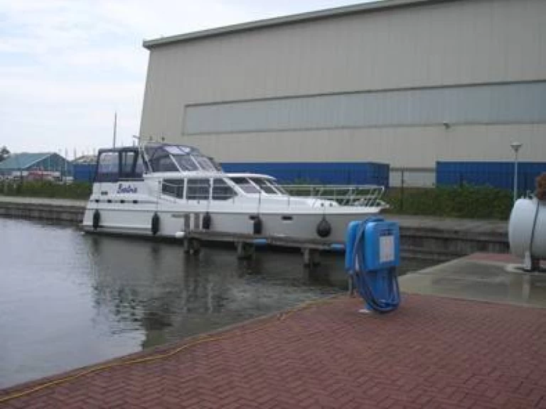 Charter a hibo yachts hibo 1300 in Woudsend on Samboat