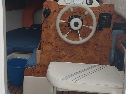 Yacht charter Saint-Quay-Portrieux - Ultramar Week End 700 on SamBoat