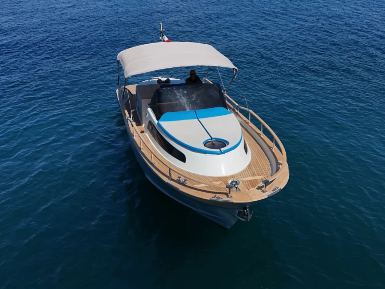 Yacht hire Sorrento cheap Positano 32