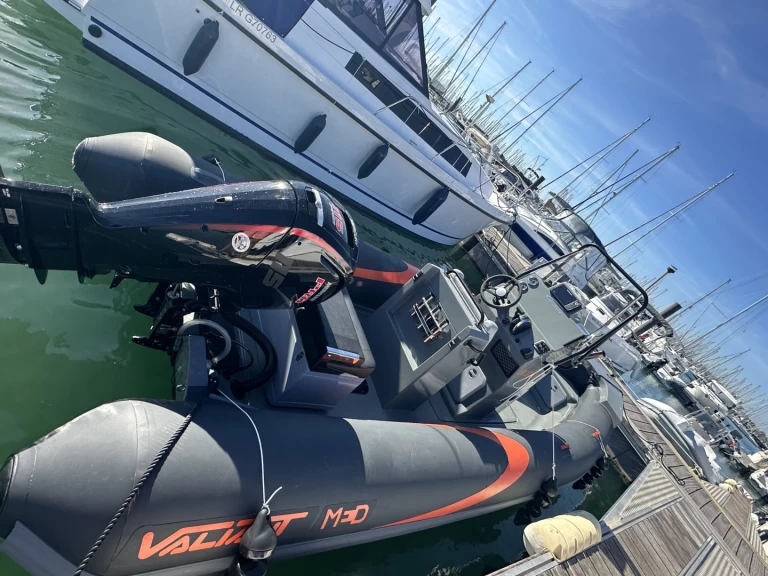 Yacht hire Royan cheap Valiant 630 Sport