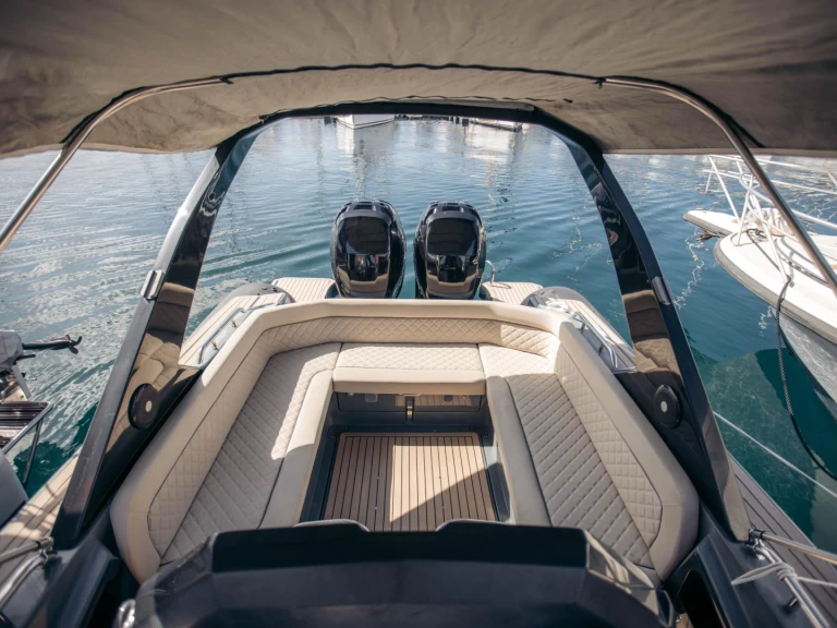 Charter a Salpa SALPA 33 SOLEIL in Porticcio on Samboat