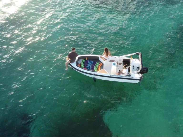 Yacht hire Sant Antoni de Portmany cheap Silver yacht