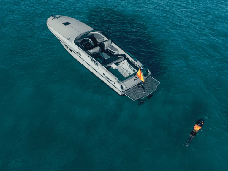 Yacht hire Ibiza Town cheap Magnum Marine 44'