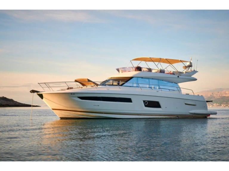 Yacht hire Primošten cheap Prestige 550 Fly
