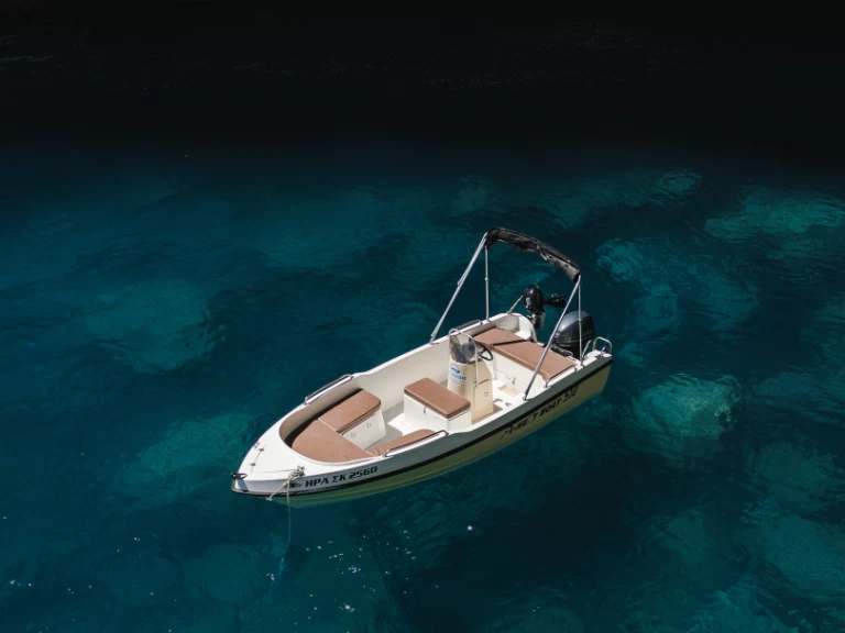 Charter a A Next 510 m in Palaiokastrítsa on Samboat