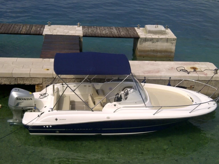 Yacht charter Empuriabrava - Jeanneau Cap Camarat 7.15 WA on SamBoat