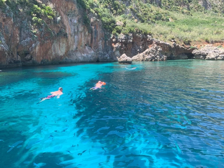 Hire a tancredi Blue Max 19 Pro Castellammare del Golfo