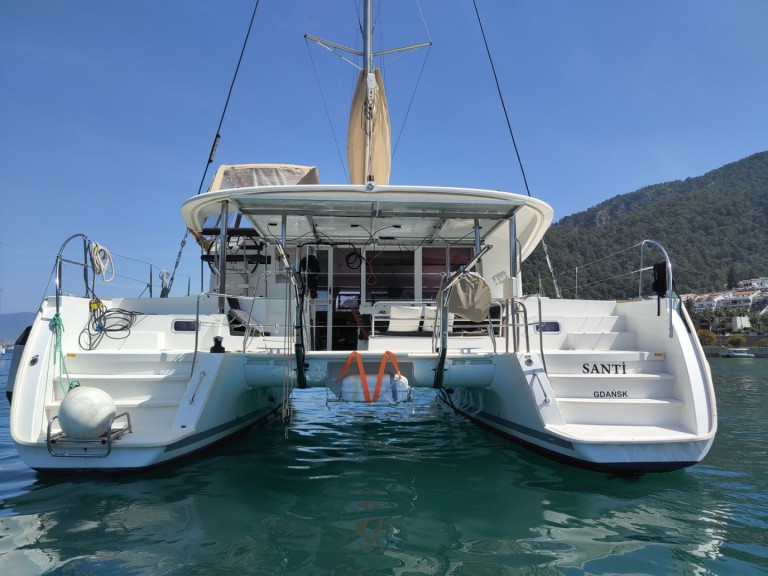 Hire a Lagoon Lagoon 400 Fethiye