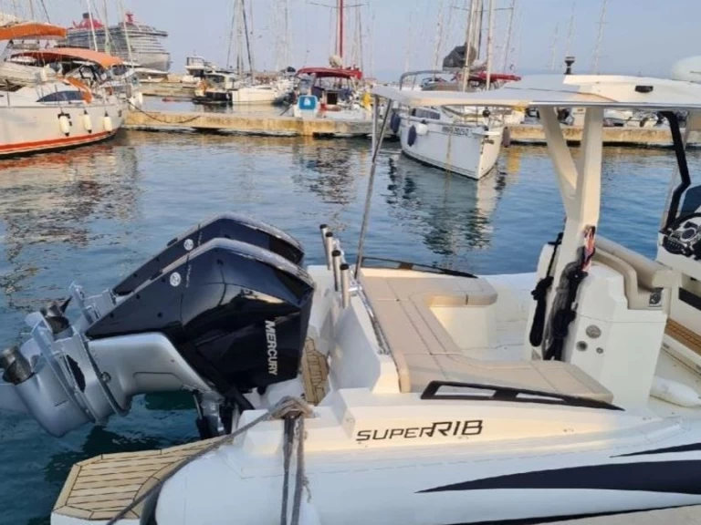 Hire a SuperRib Open 30 Podstrana