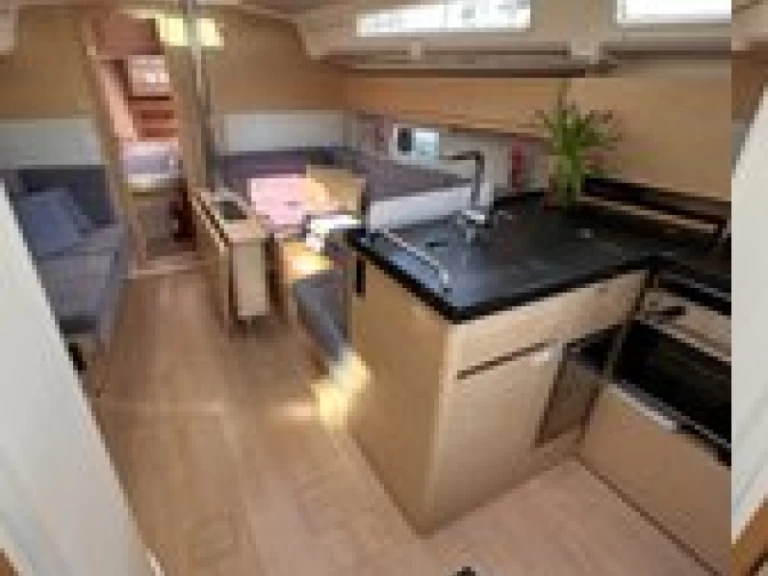 Hire Sailboat with or without skipper Hanse Seget Donji