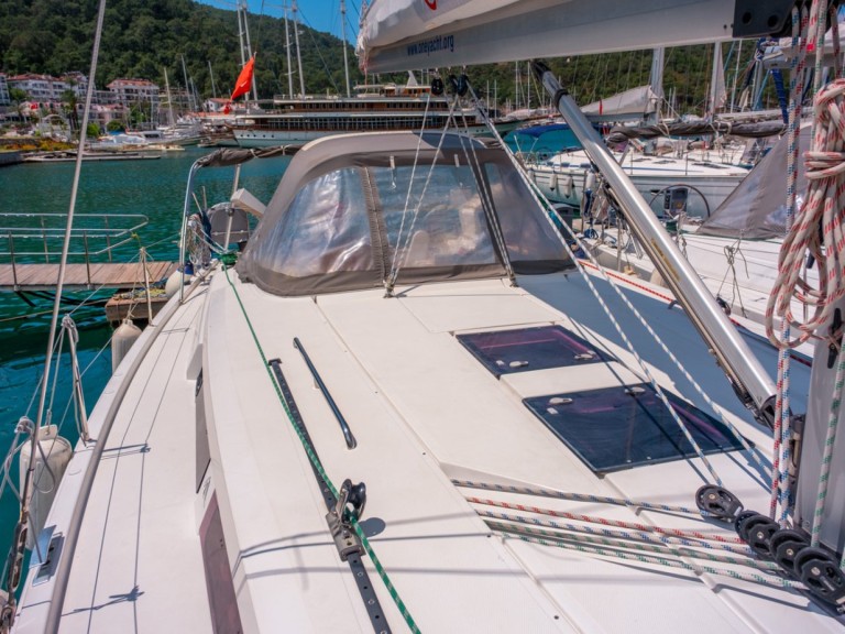 Hire Sailboat with or without skipper Hanse Fethiye