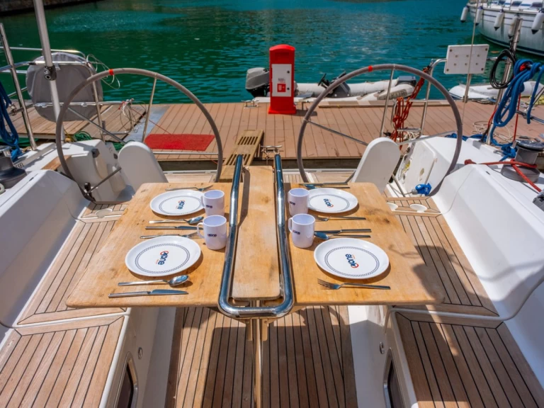 Sailboat hire in Fethiye - Hanse Hanse 445