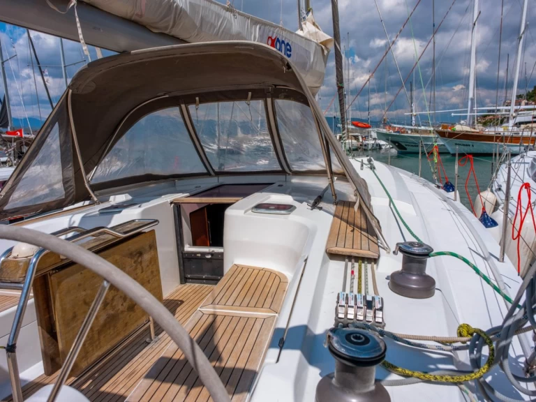 Hire a Hanse Hanse 445 Fethiye