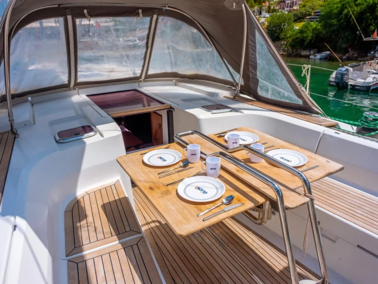 Yacht hire Fethiye cheap Hanse 445