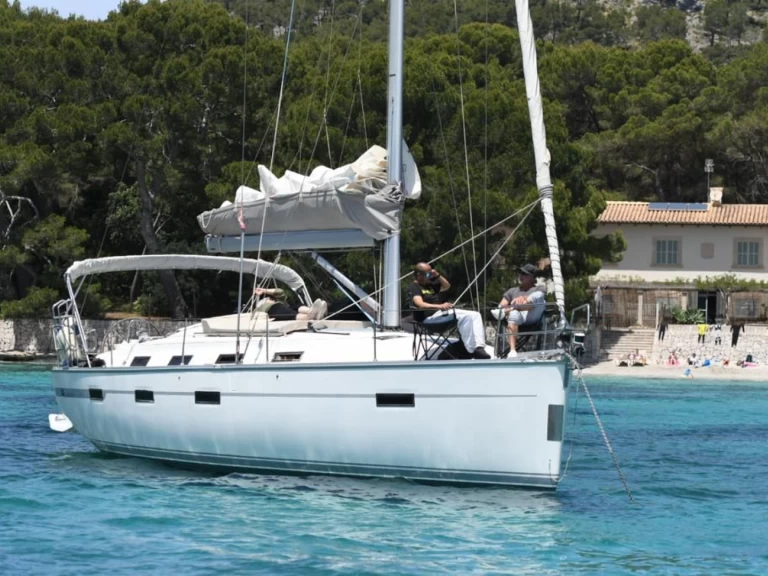 Sailboat to hire Port de Pollença at the best price