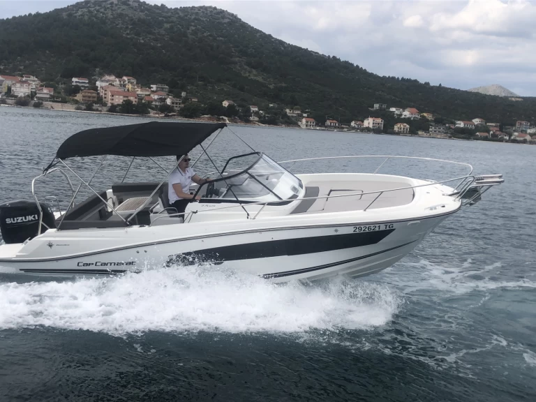 Yacht hire Trogir cheap Cap Camarat 7.5 WA Serie 2