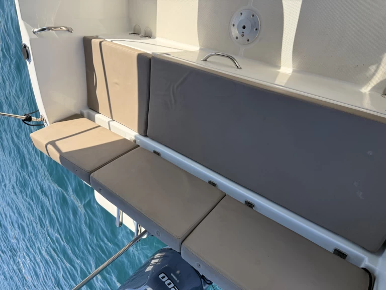 Motorboat hire in Rovinj - Interquick Interquick22