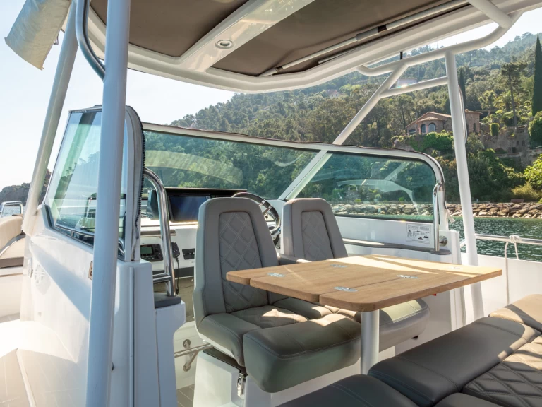 Hire Motorboat with or without skipper Axopar Mandelieu-la-Napoule
