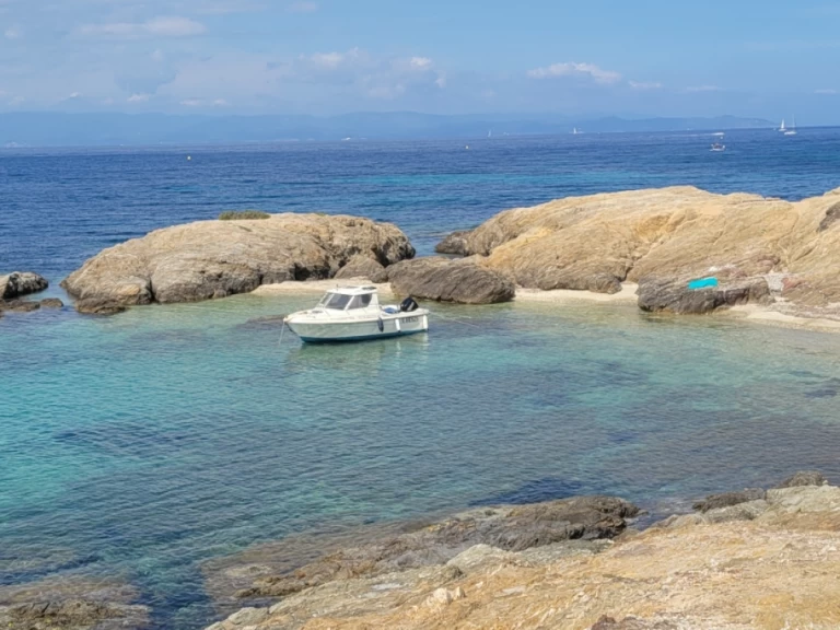Guymarine 5.60 charter bareboat or skippered in  Giens
