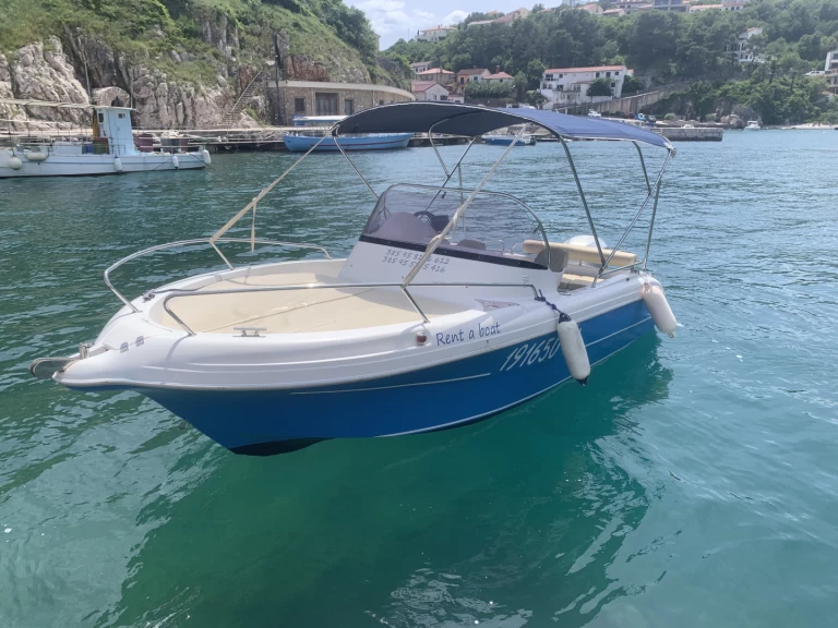 Hire a Atlantic Marine Suncruiser 570 Vrbnik