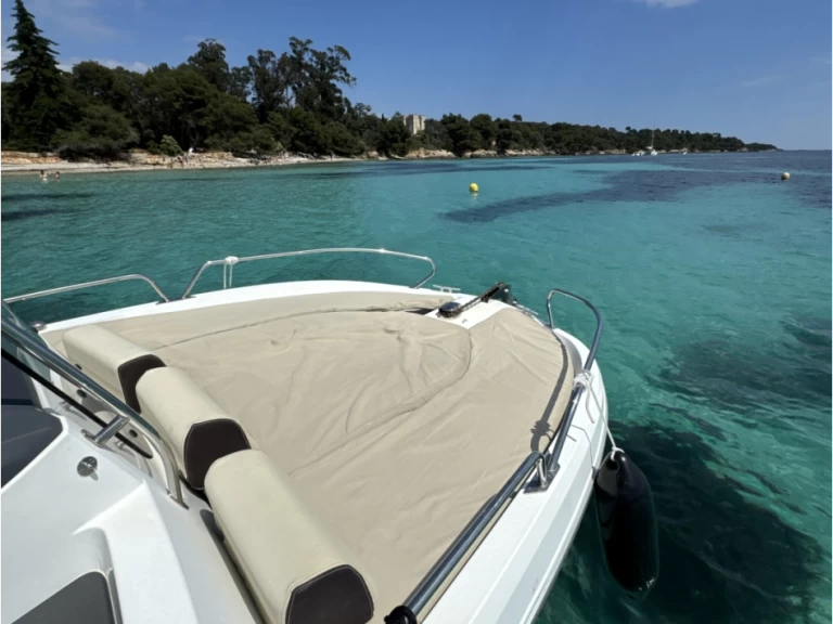 Yacht charter Cannes - Bénéteau Flyer 6.6 SUNdeck on SamBoat