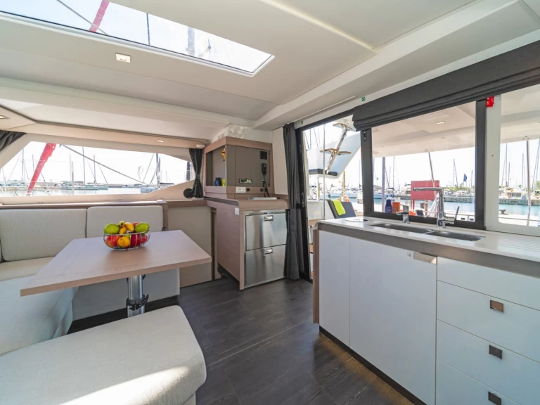 Yacht charter Key West - Fountaine Pajot Isla 40 on SamBoat