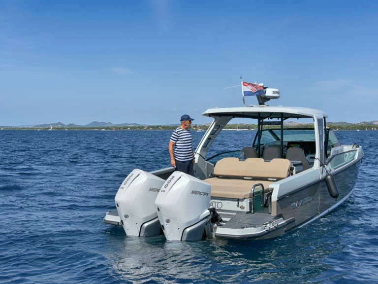 Motorboat to hire Šibenik at the best price