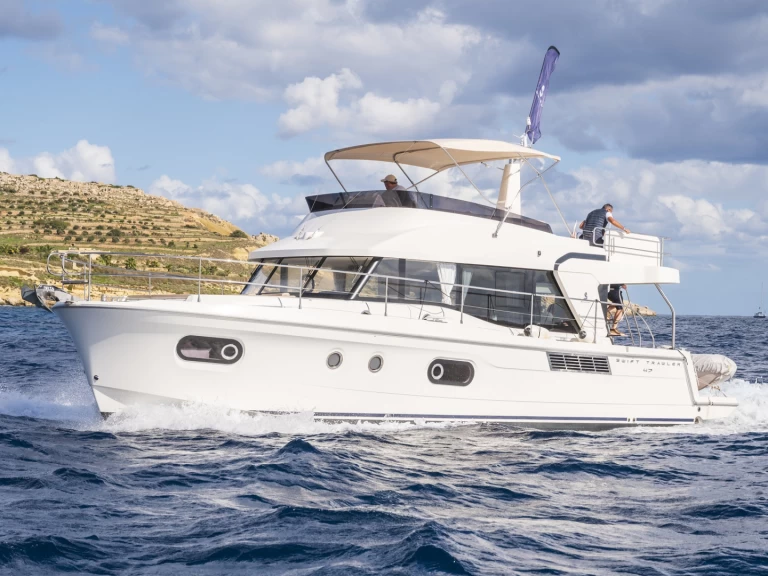 Hire Motorboat with or without skipper Bénéteau Imsida