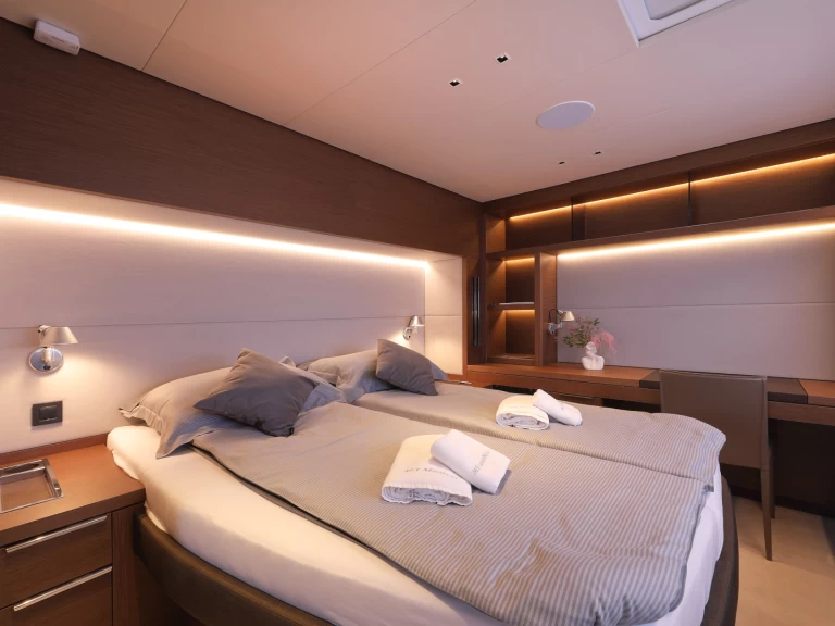 Luxury Yacht to hire Split at the best price