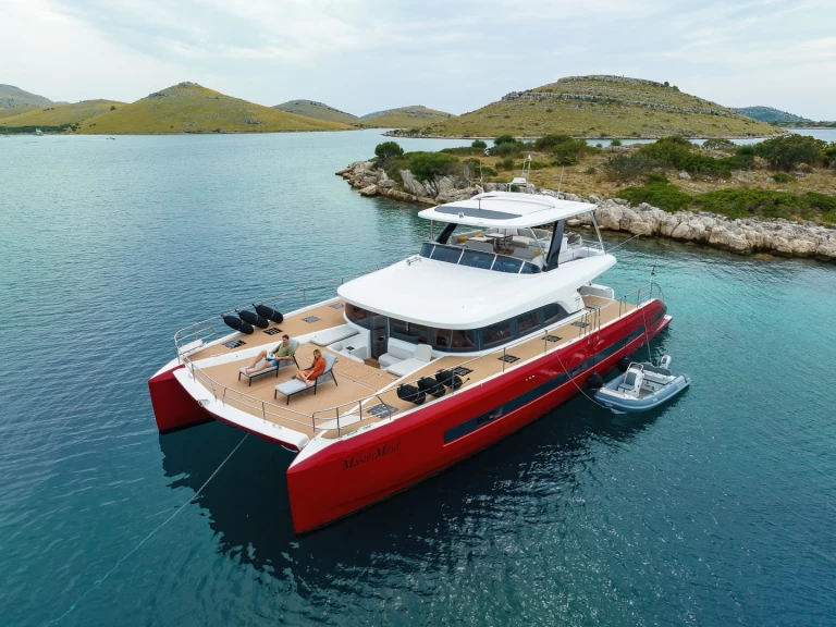 Charter a Lagoon Lagoon Sixty 7 in Split on Samboat