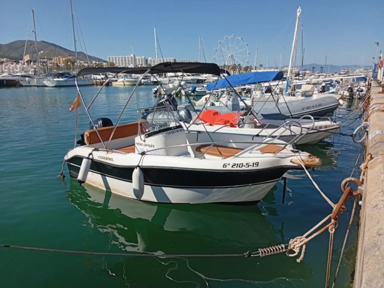 Hire Motorboat Mareti with a boat licence