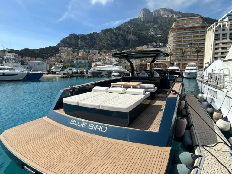 Hire a Pardo 43 Blue Bird Golfe-Juan