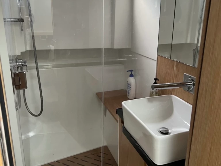 Yacht hire Sainte-Maxime cheap Open