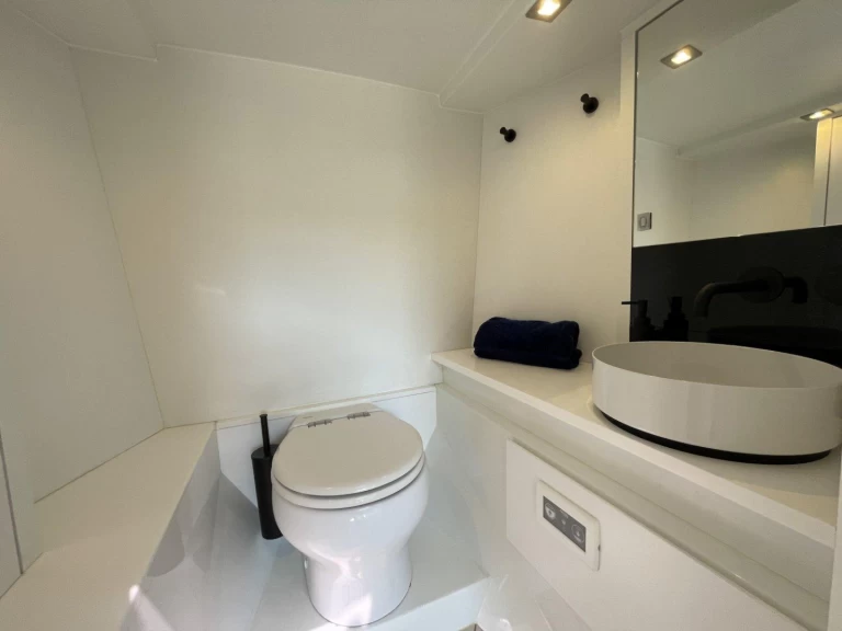 Motorboat to hire Théoule-sur-Mer at the best price