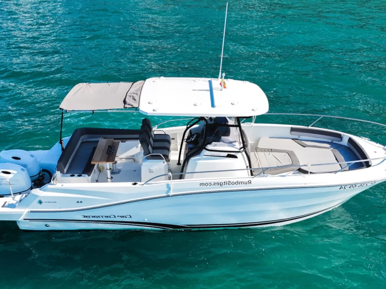 Hire Motorboat Jeanneau with a boat licence