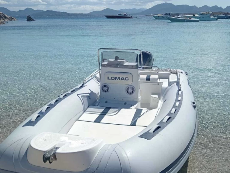 Hire RIB Lomac with a boat licence