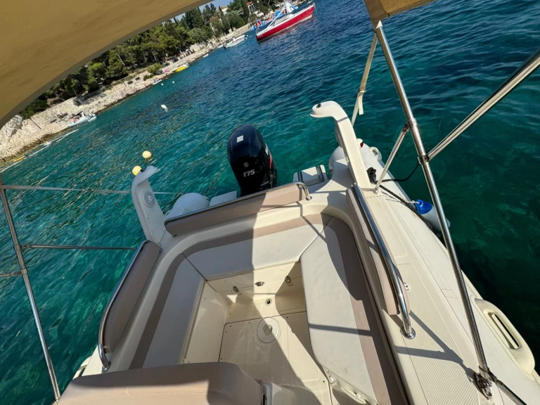 Yacht hire Hvar cheap BSC 65