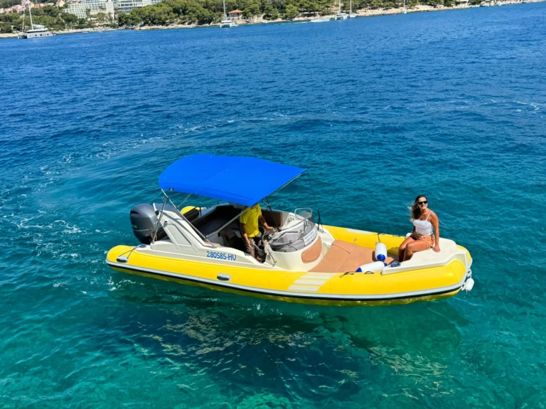 RIB hire in Hvar - Solemar Aquamax F23